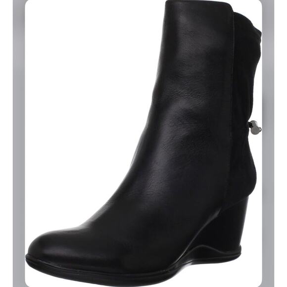 Calvin Klein Ianna Wedge Calf Boot Bootie Black 6.5 M Zipper Party Trendy Shoe - Picture 7 of 7